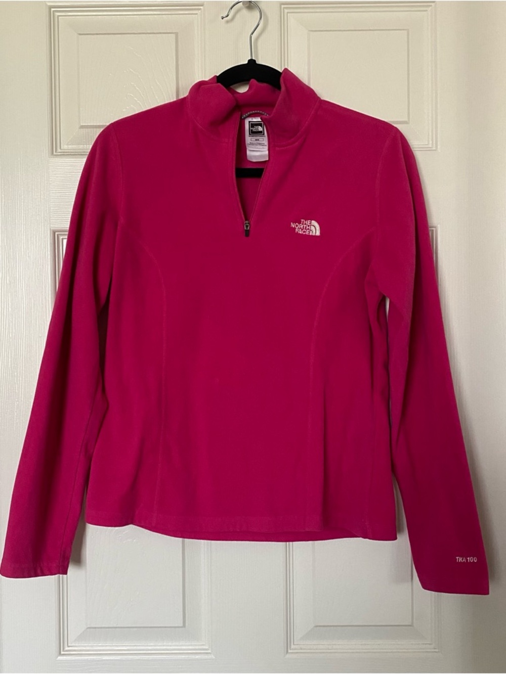 The North Face Women's Fuchsia Quarter-Zip Fleece Pullover
